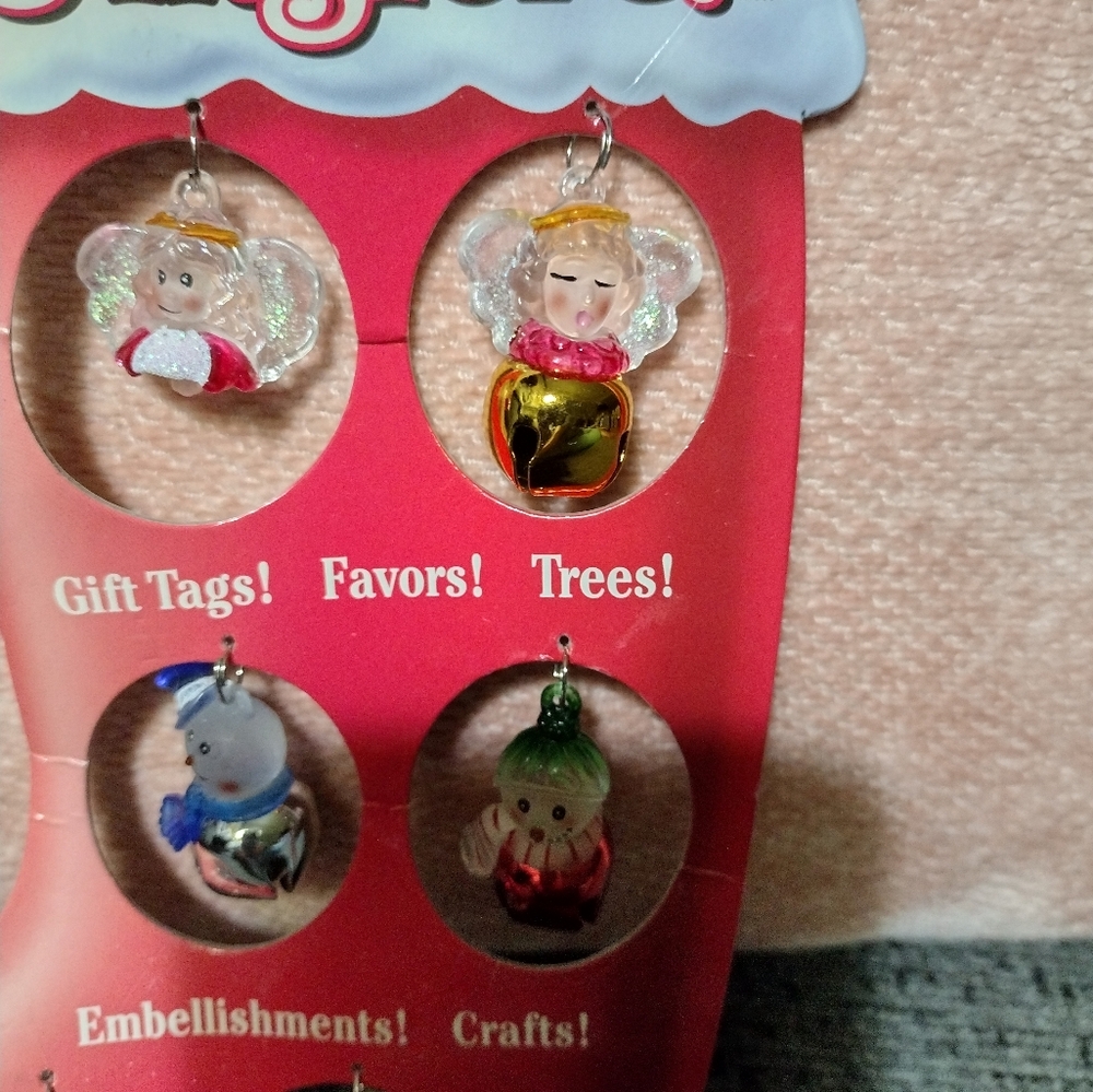 Wilton Mini Jinglers. Holiday craft accessory